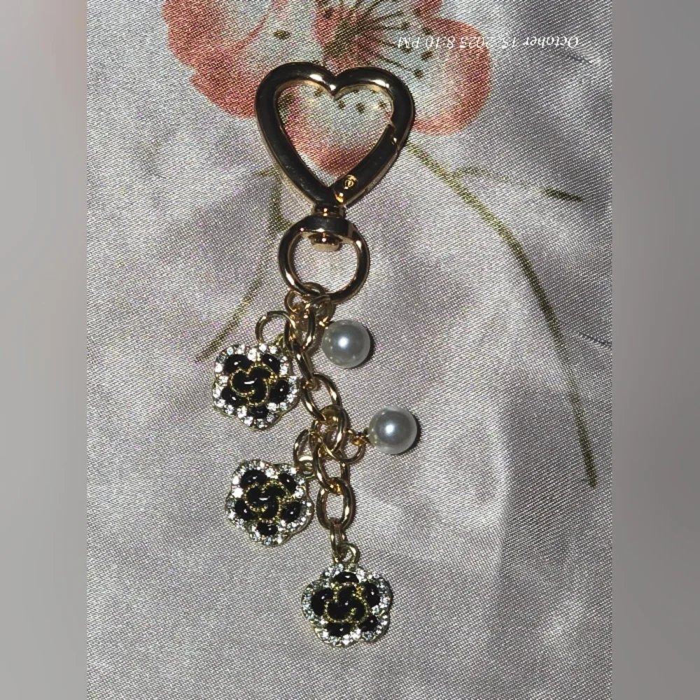 Gold and Black Floral Keychain with Pearls